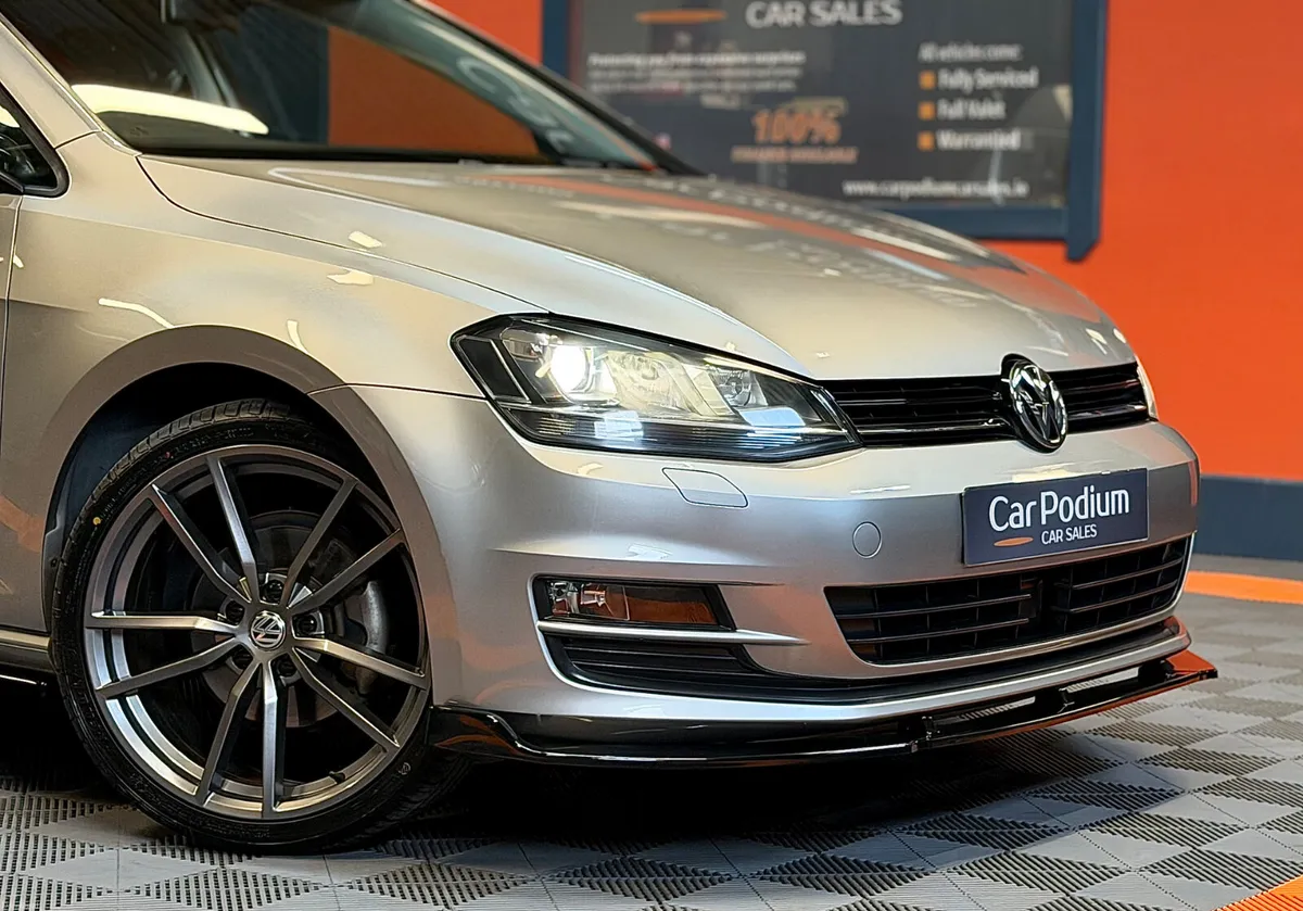 2015 Volkswagen Golf 1.2TSi Auto DSG - NEW ALLOYS - Image 2