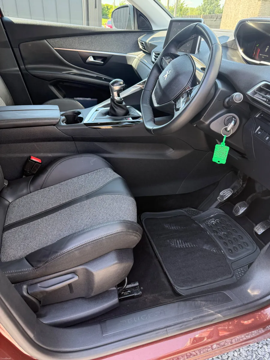 2017 Peugeot 3008 1.6 Diesel - Image 5