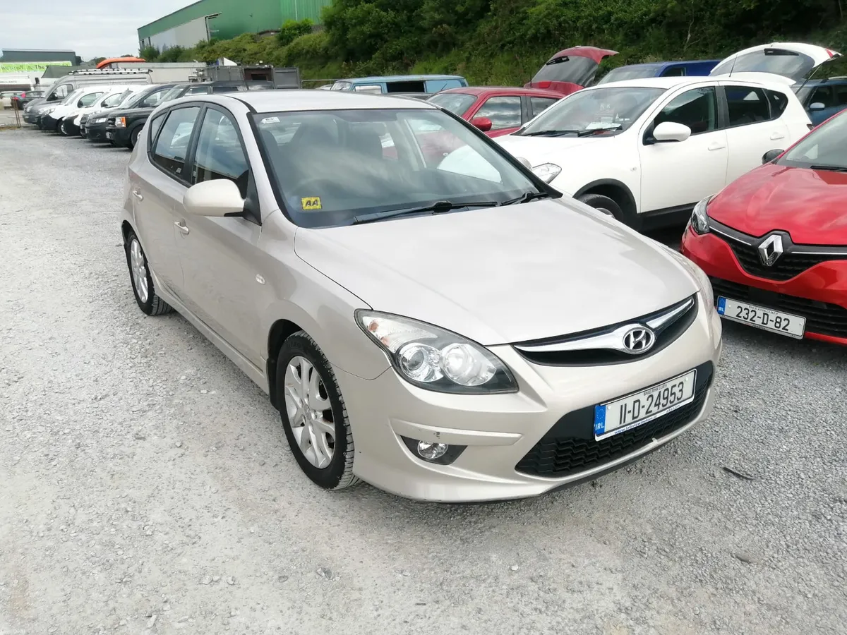Hyundai i30 2011 - Image 1