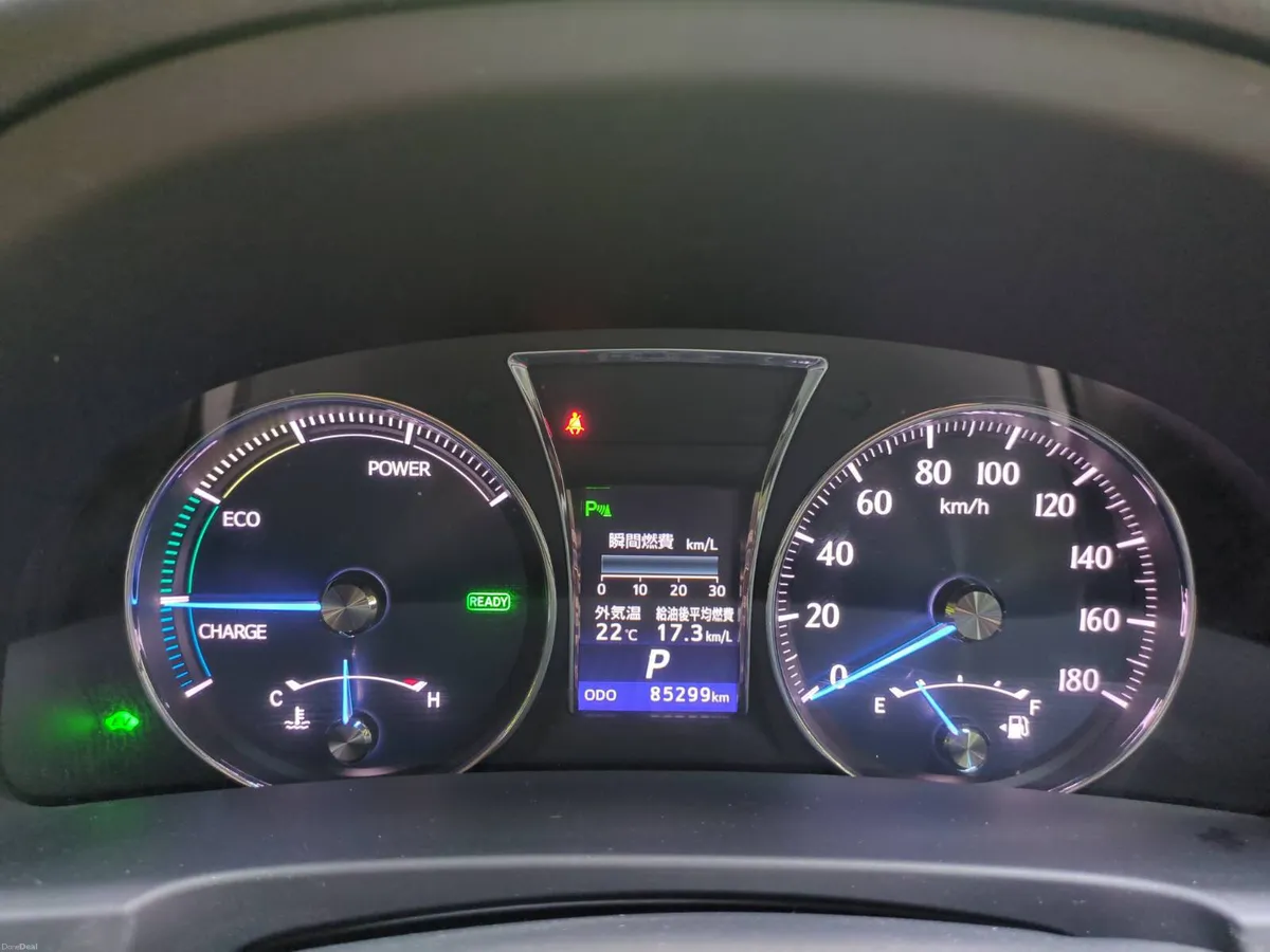 2013 Toyota Crown 2.5 Hybrid *Low kms - Image 3
