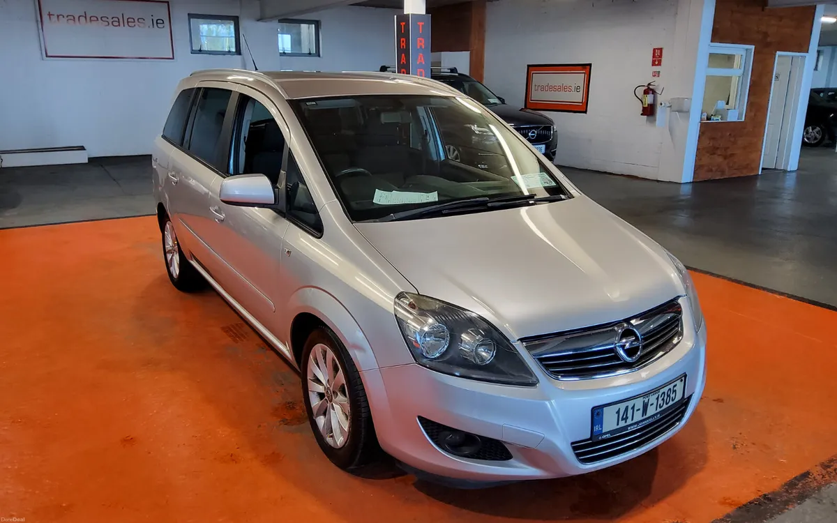 Opel Zafira 2014 - Image 1
