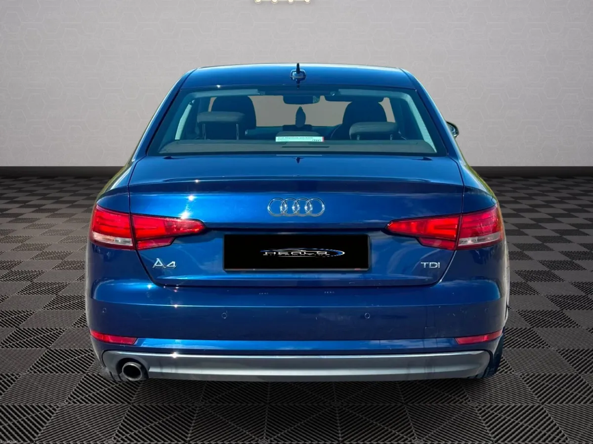 AUDI A4 2.0 TDI SE ULTRA 148BHP - Image 3