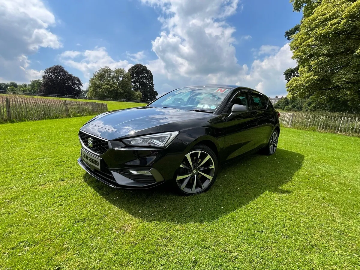 SEAT LEON FR E-HYBRID 204 HP DSG PLUGIN HYBRID - Image 4