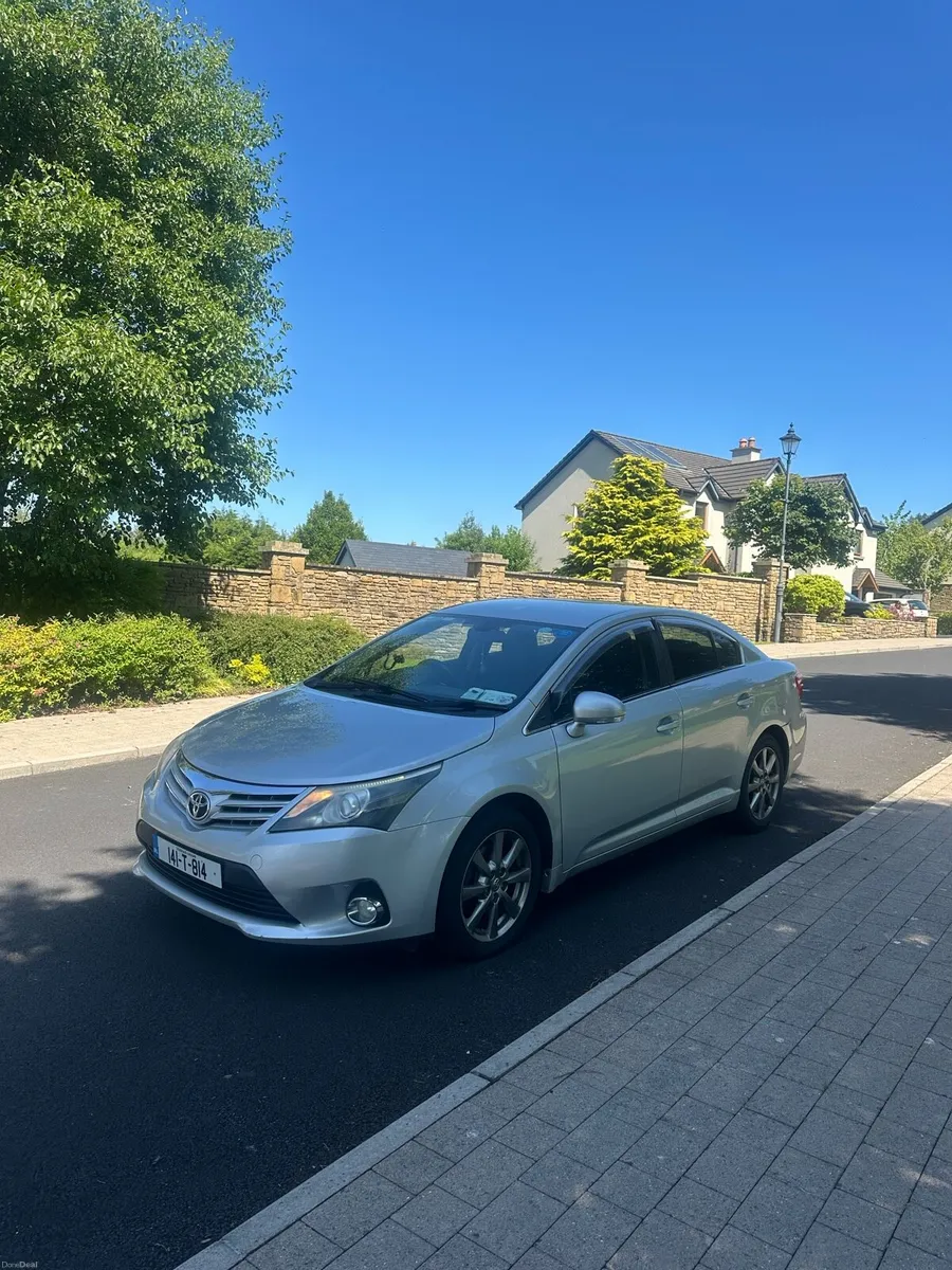 2014 Toyota Avensis - Image 2