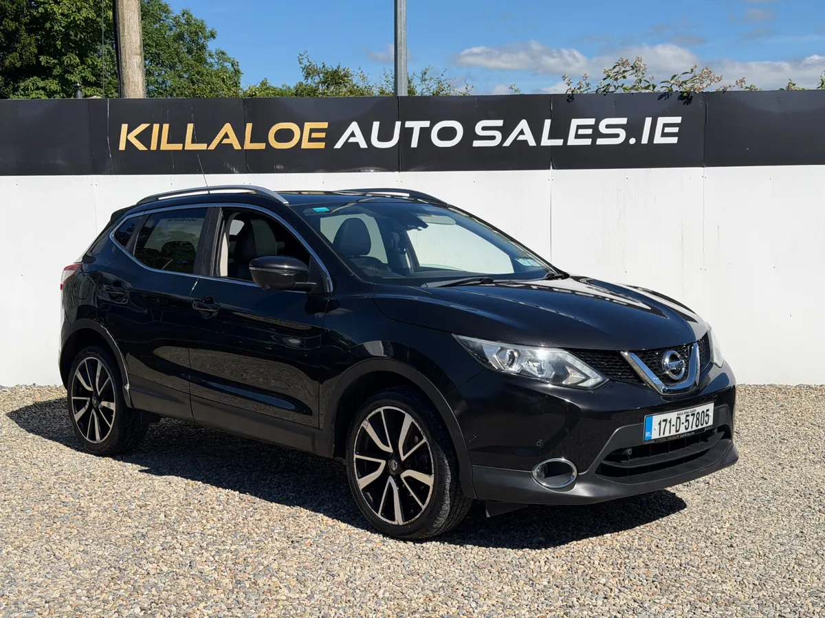 2017 Nissan Qashqai TEKNA 1.6D - Image 1