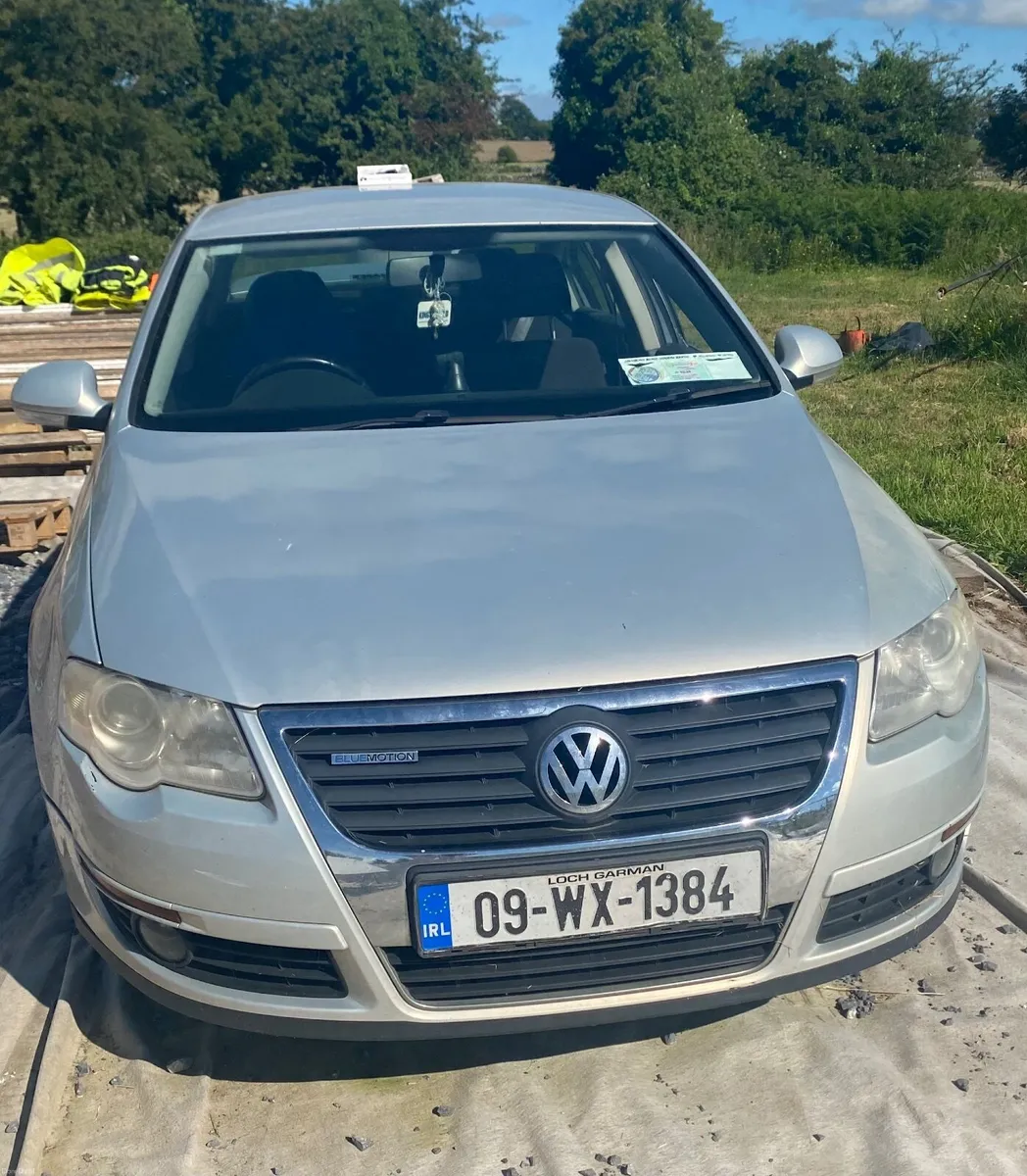 Volkswagen Passat 2009 - Image 1