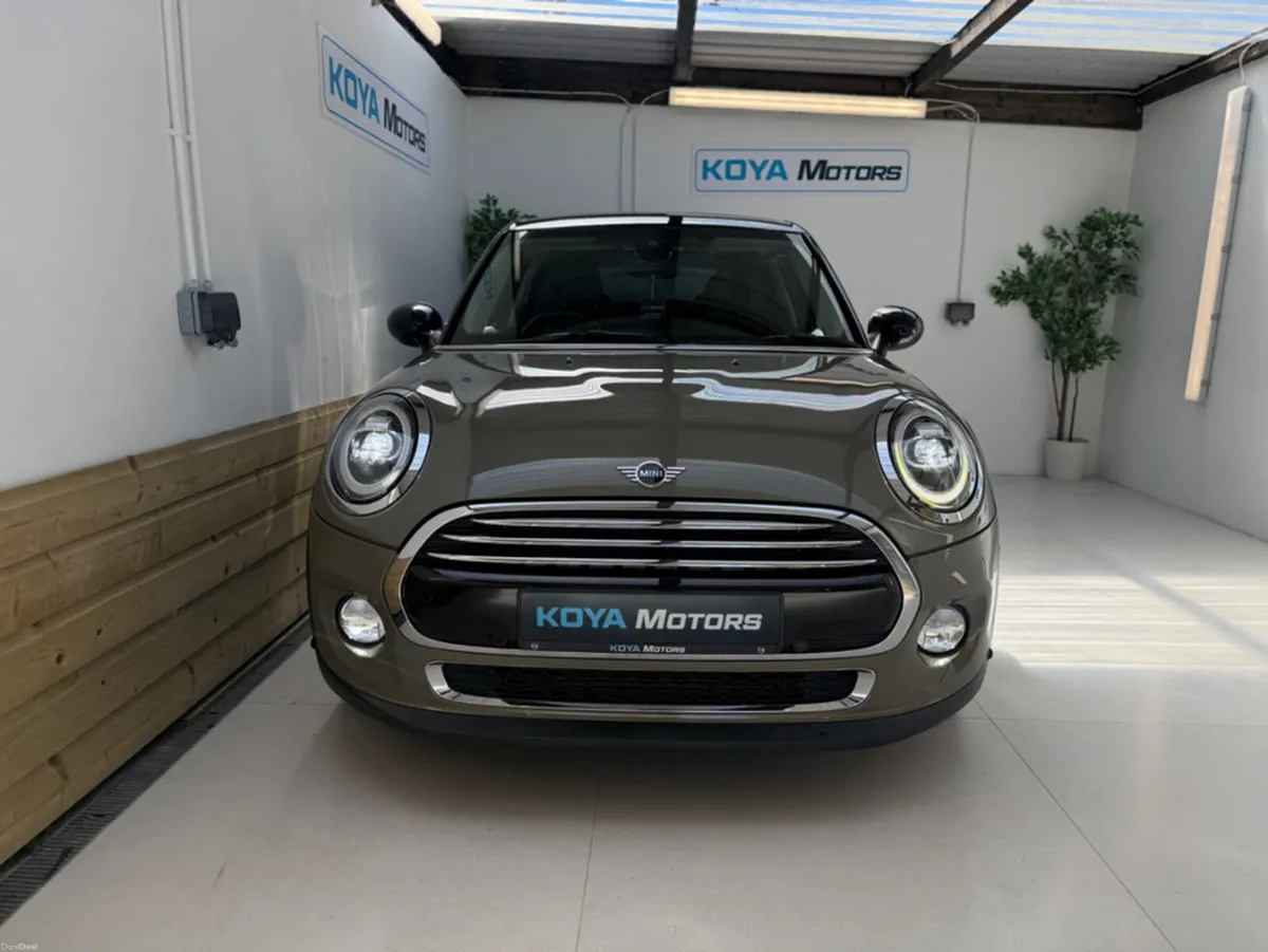Mini Cooper 1.5 COOPER STEALTH SERIES 5DR PETROL A - Image 5