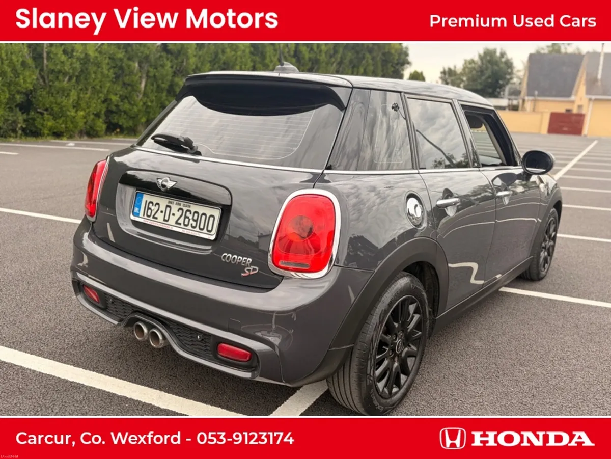Mini Cooper 2.0 D SD 5DR COOPER - Image 2
