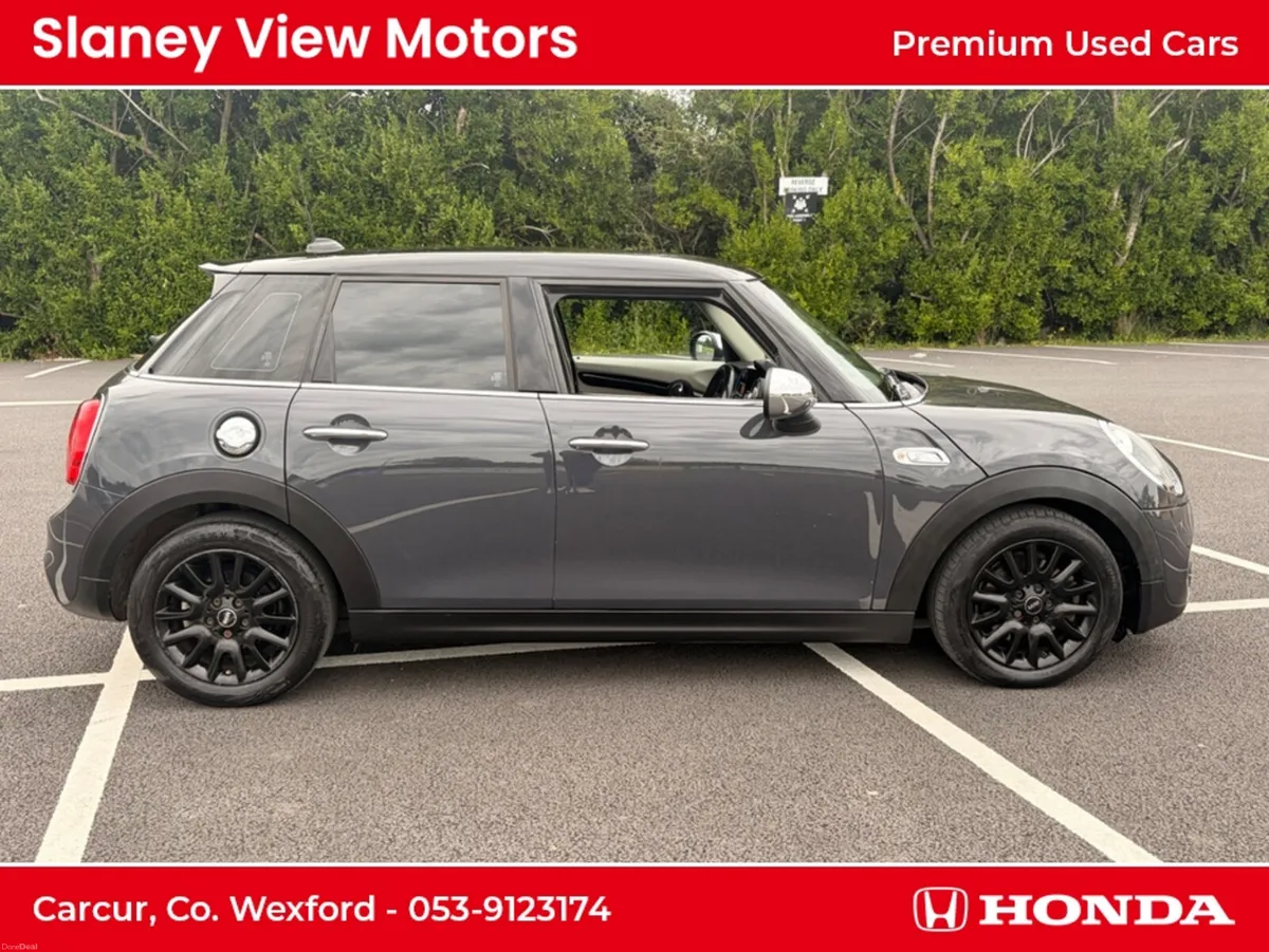 Mini Cooper 2.0 D SD 5DR COOPER - Image 4