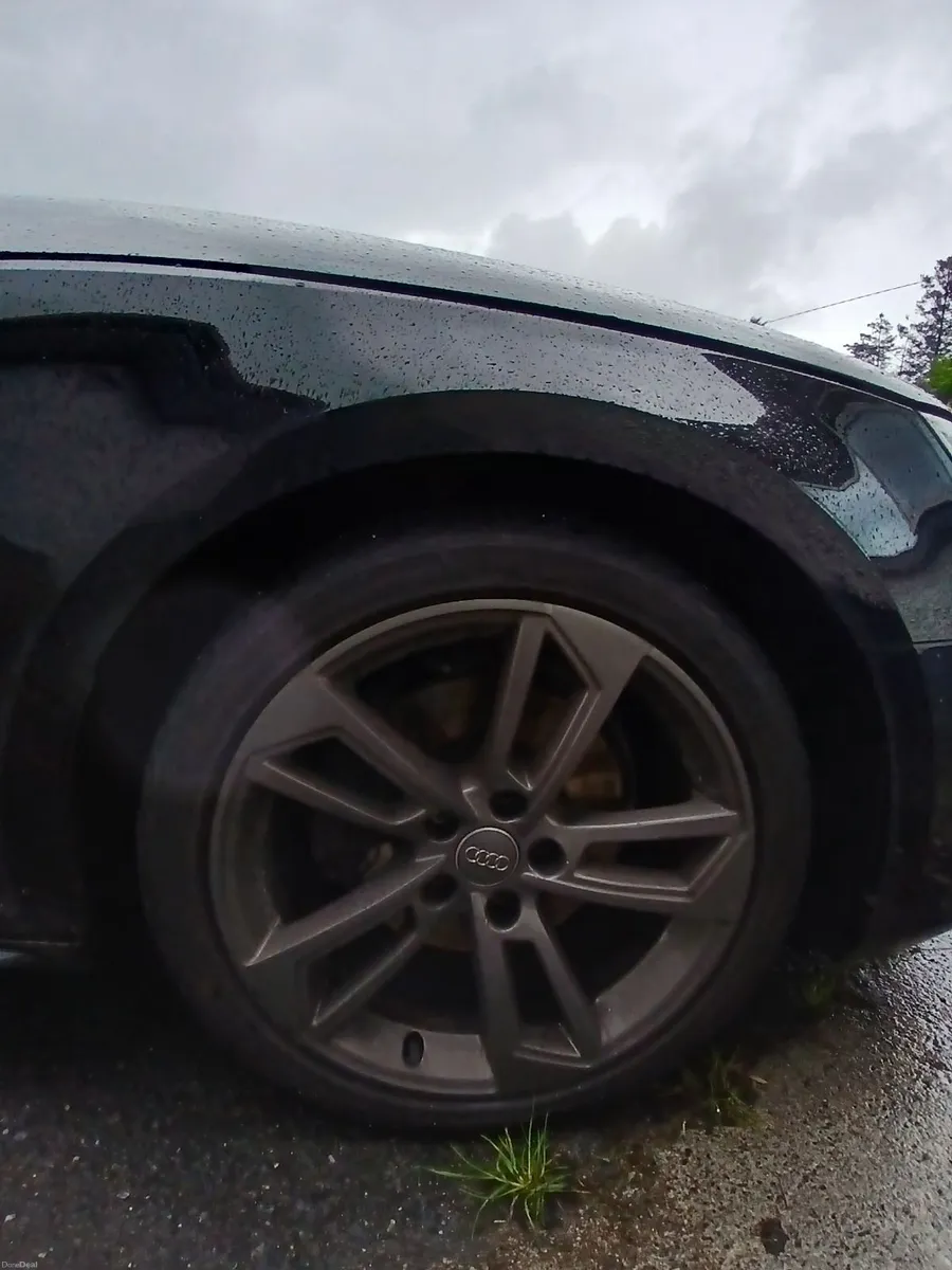 Audi A4 Avant S line Black Edition 2017 - Image 3