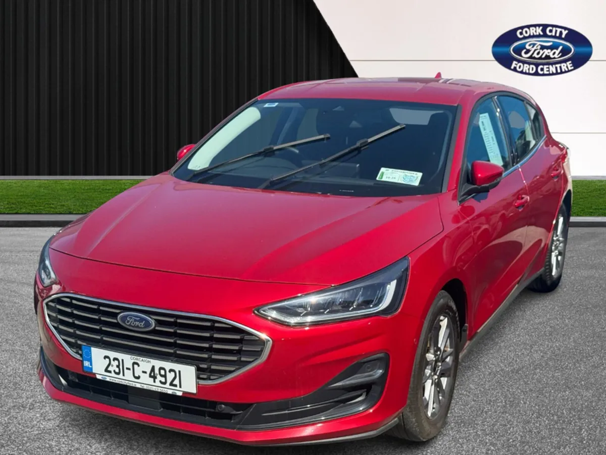 Ford Focus TITANIUM 1.0T 125 M6 4DR - Image 3