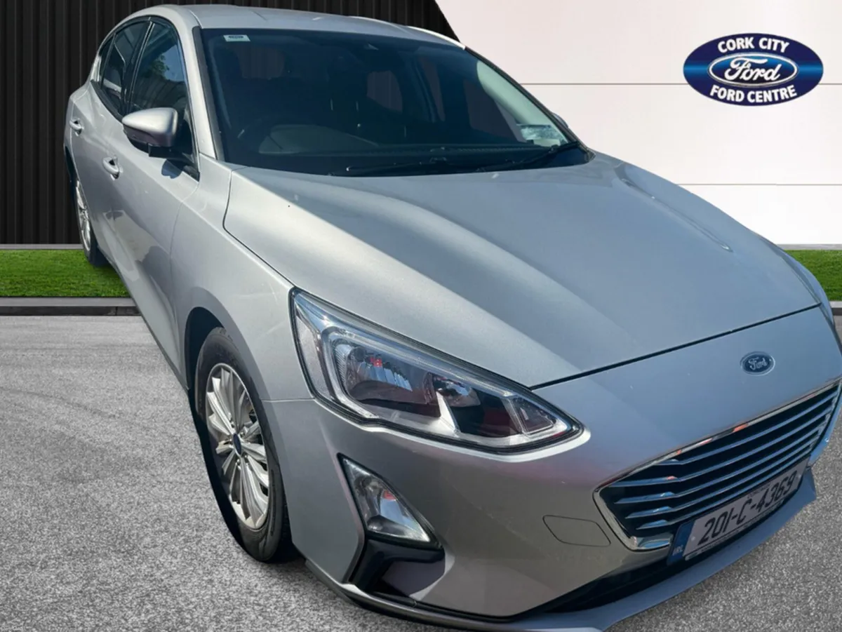 Ford Focus TITANIUM 1.0 ECOBOOST 12 125 4DR - Image 1