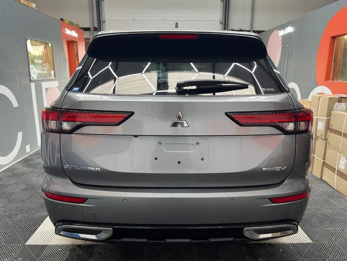 Mitsubishi Outlander 2022 MITSUBISHI OUTLANDER PHE - Image 3