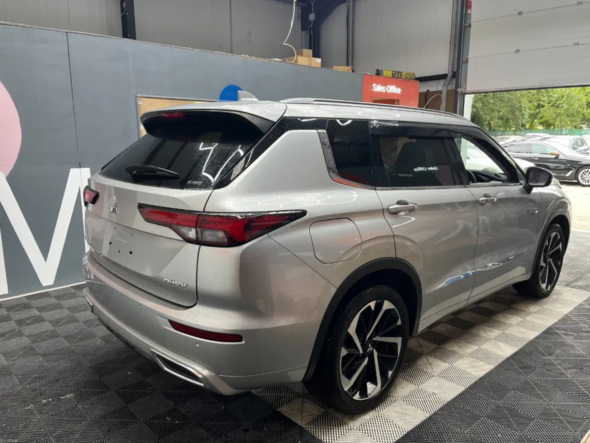 Mitsubishi Outlander 2022 MITSUBISHI OUTLANDER PHE - Image 2