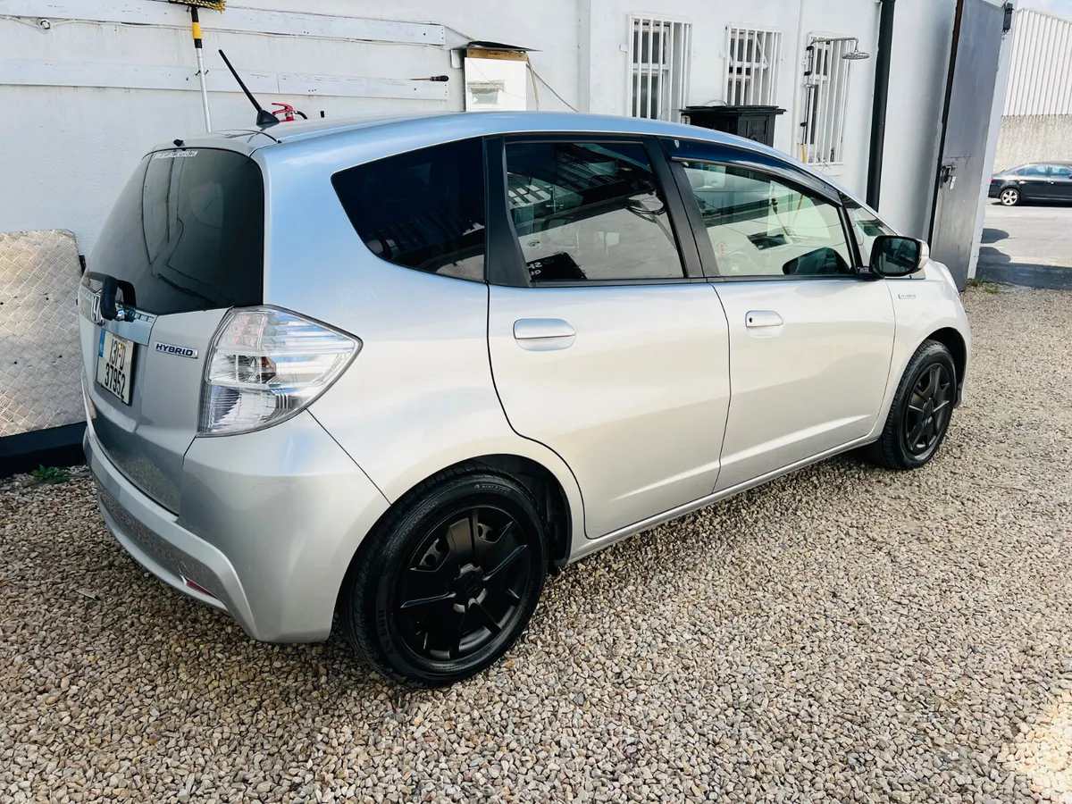 2013 Honda Fit 1.3 Hybird **New Nct Warranty - Image 5