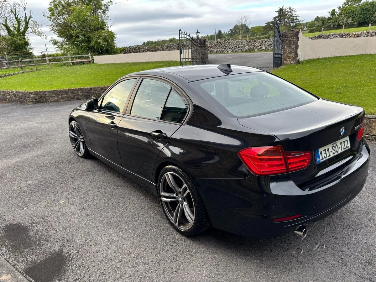 Car - Image 4