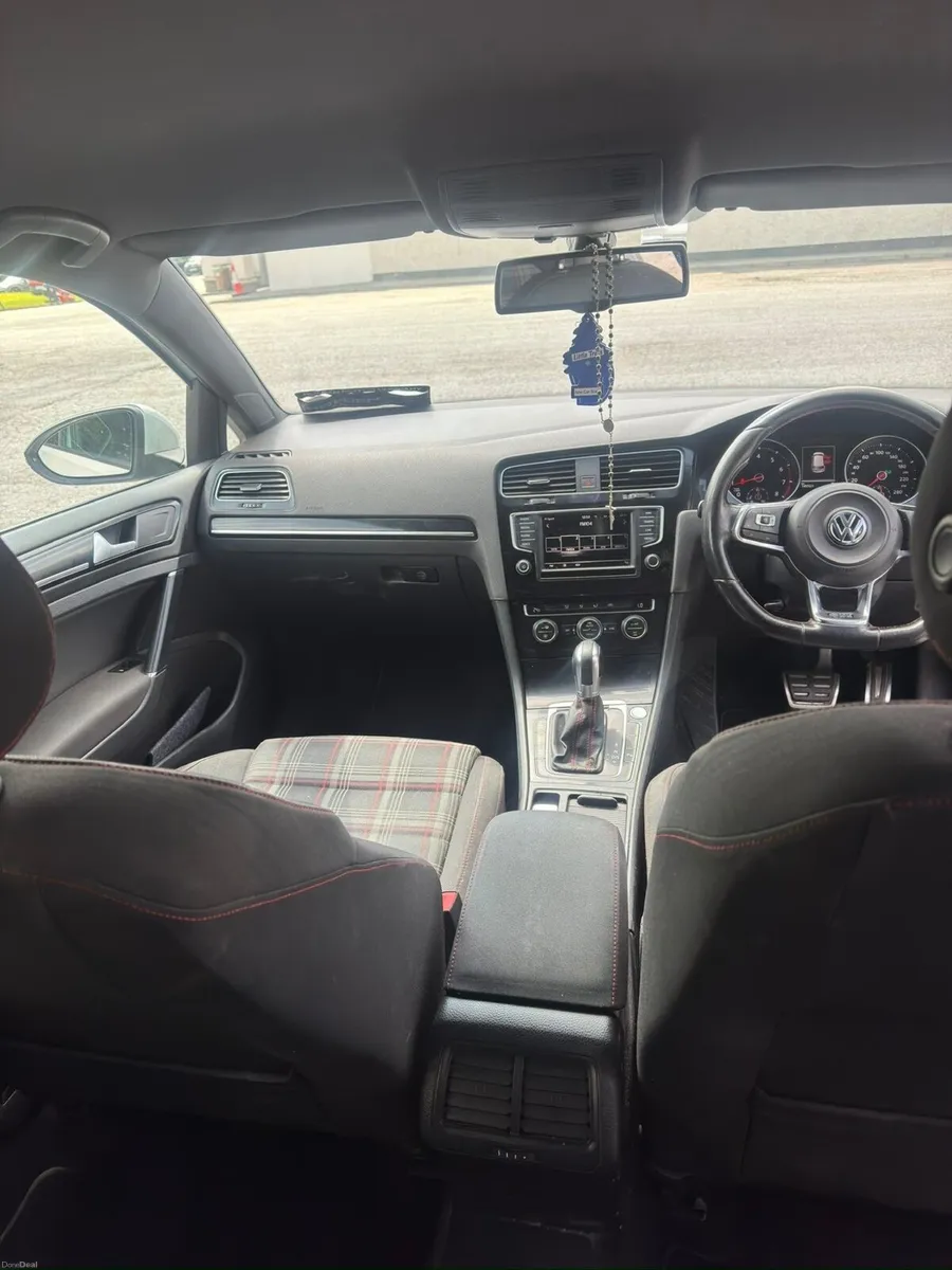 Volkswagen Golf 2016 - Image 3
