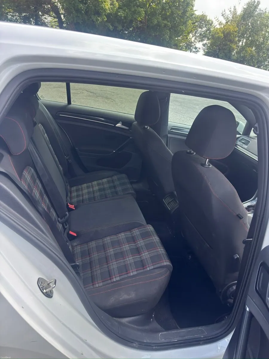 Volkswagen Golf 2016 - Image 5