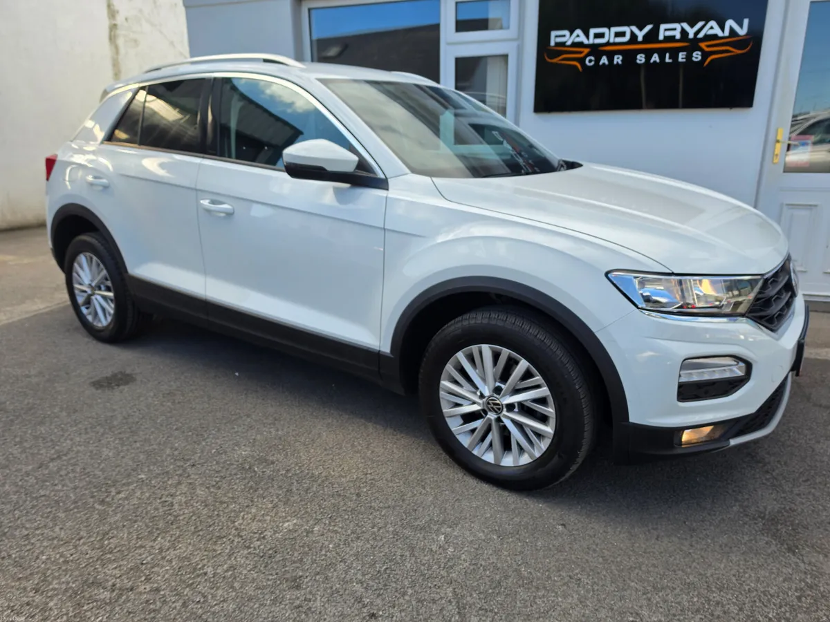 2021 Volkswagen T-Roc 2.0Tdi Design Manual 115BHP - Image 2