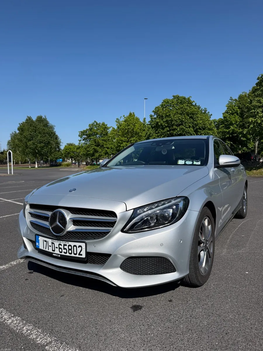 Mercedes C class, low km, full service - Image 4