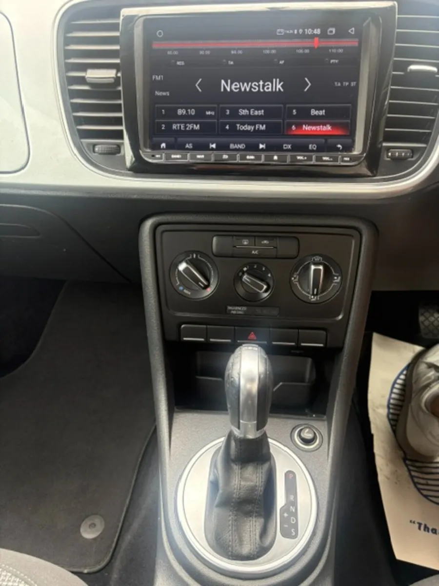 Volkswagen Beetle 2015 - Image 4