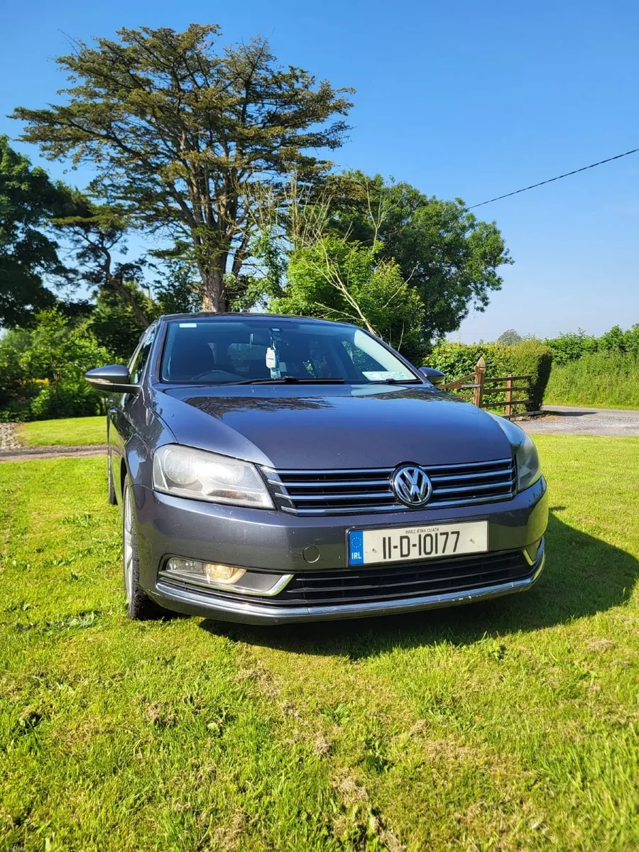 Volkswagen Passat 2011 - Image 4