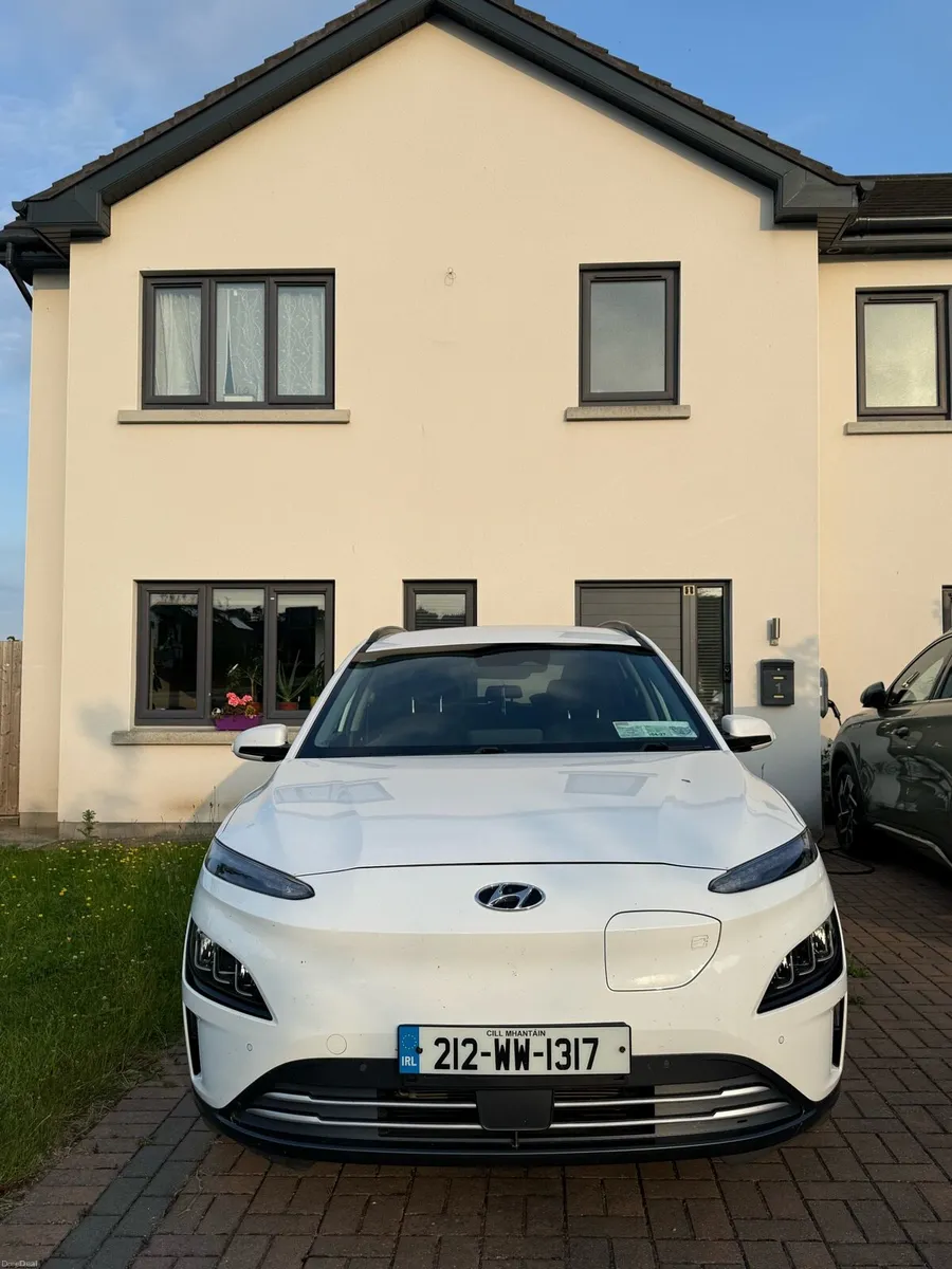 Hyundai Kona EV Premium - Image 4