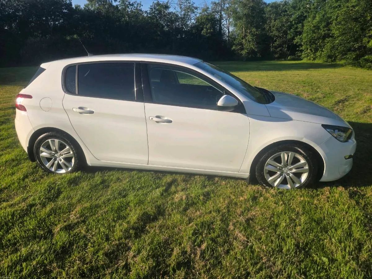 Peugeot 308 Active - Image 1