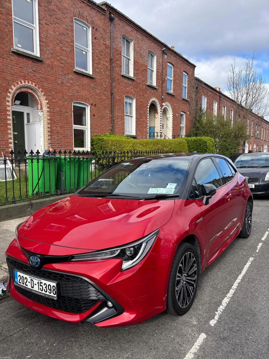 2020 Toyota Corolla Luna Sport Hybrid Automatic - Image 1