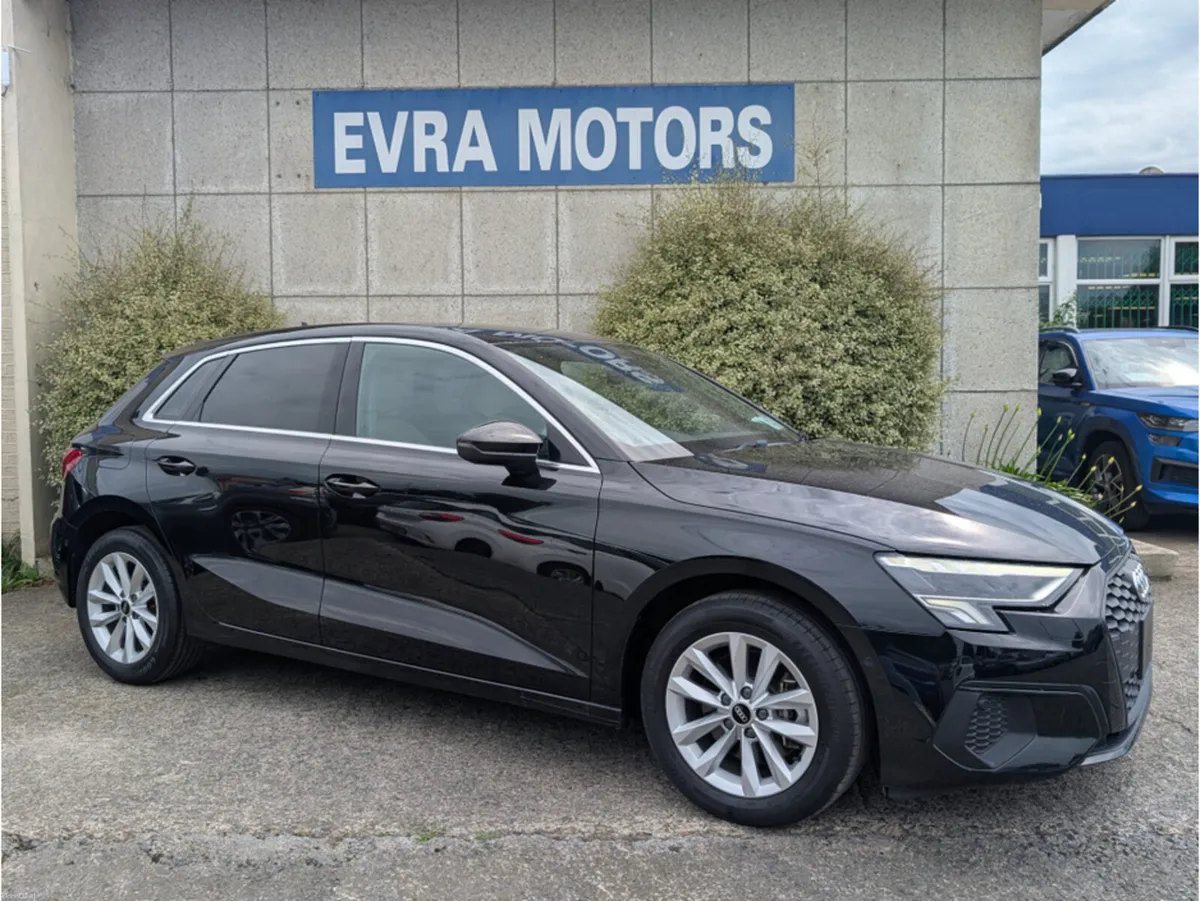 Audi A3 SPORTSBACK AUTOMATIC 1.0 PETROL//ADAPTIVE - Image 3