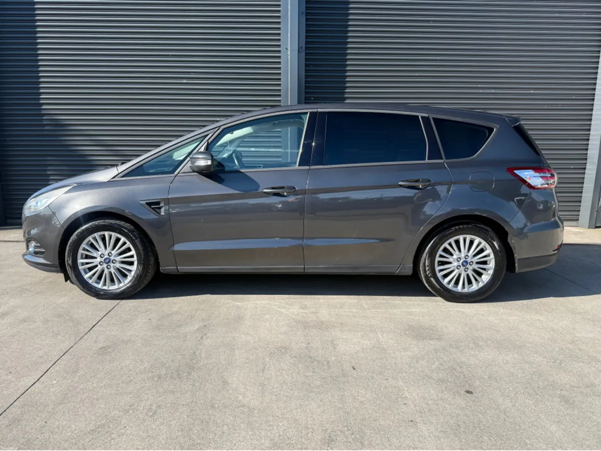 Ford S-Max 2.0 TDCI ZETEC 150PS 5DR  * 7 SEATER * - Image 3