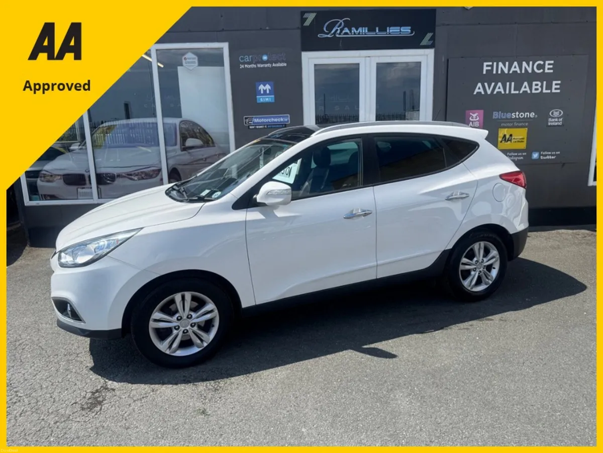 Hyundai ix35 1.7 CRDI PREMIUM..SUNROOF..LOW MILEAG - Image 3