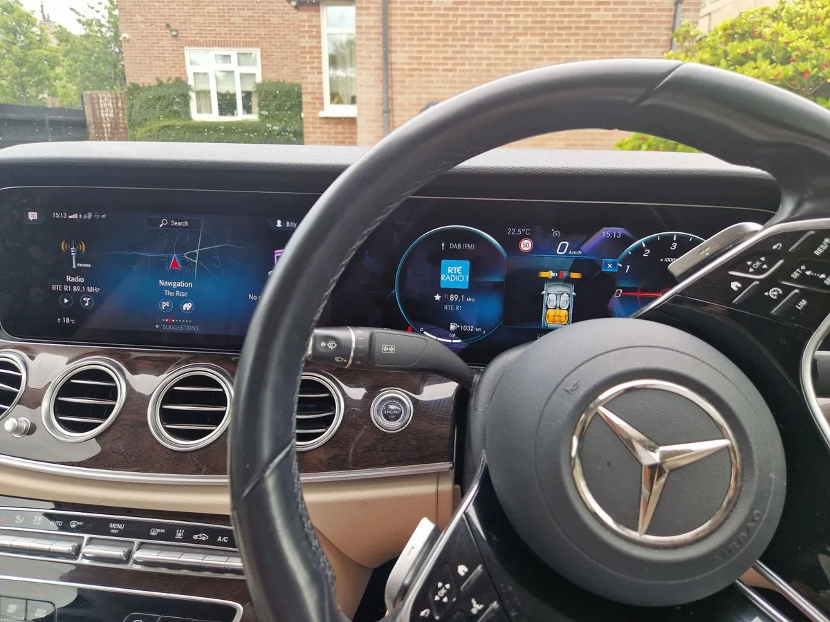 Mercedes-Benz E-Class 2021 - Image 4