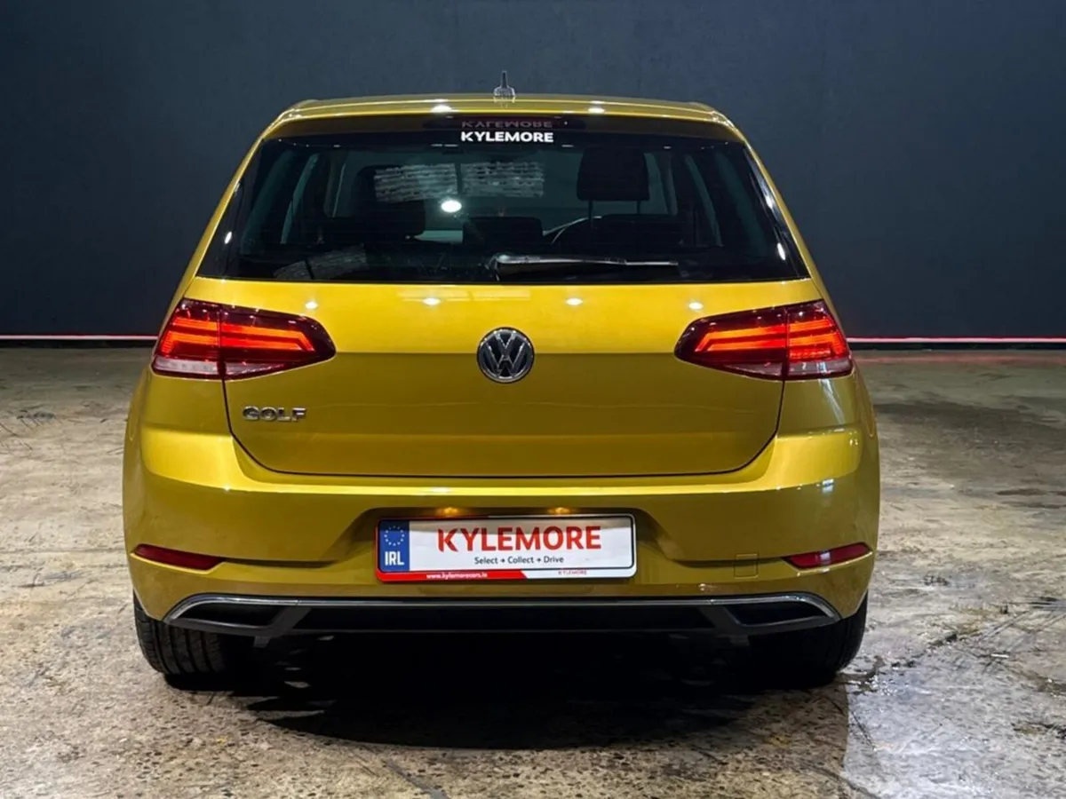 Volkswagen Golf 1.2 AUTOMATIC - FACTORY ALLOYS - C - Image 4