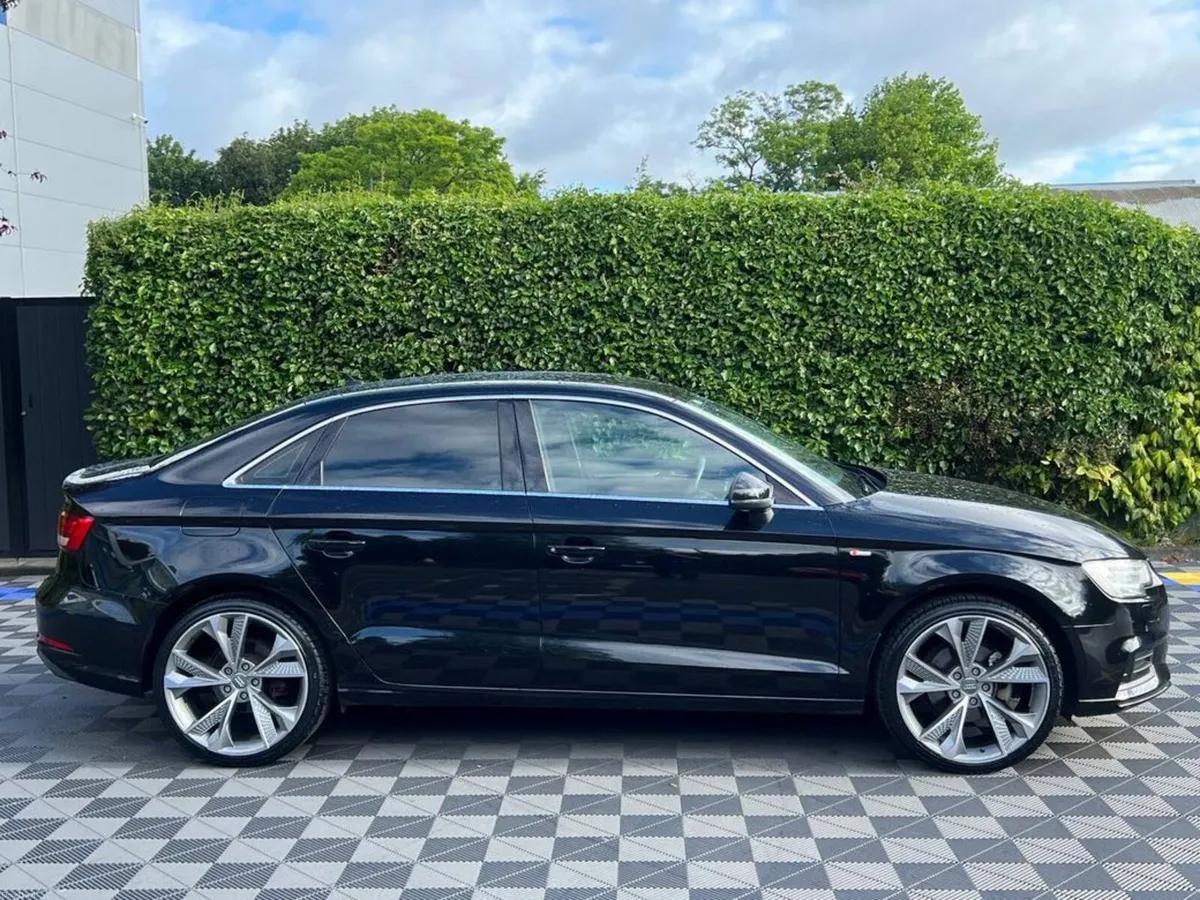 Audi A3 S-LINE PACK 1.4 TFSI AUTO // APPLE CARPLAY - Image 2