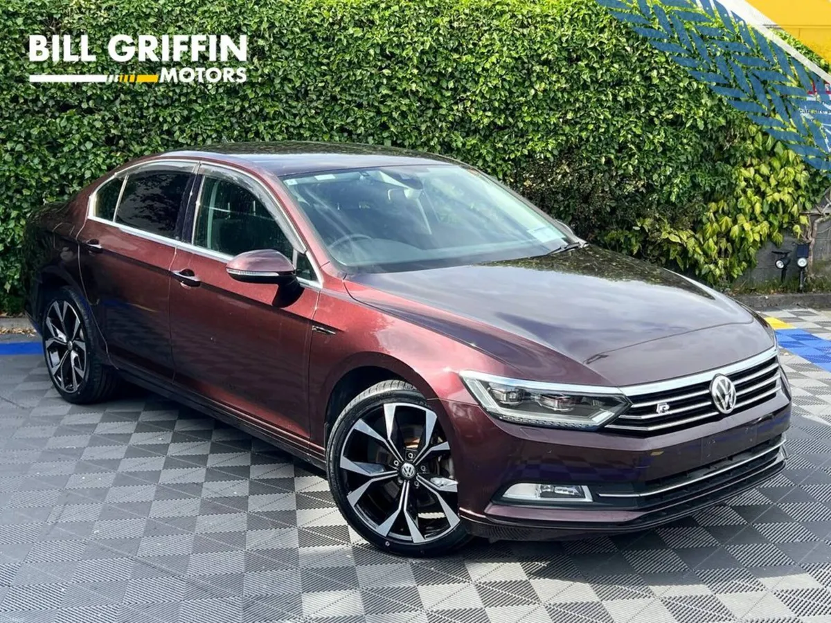 Volkswagen Passat R-LINE PACK 1.4 TSI AUTO // NEW - Image 1