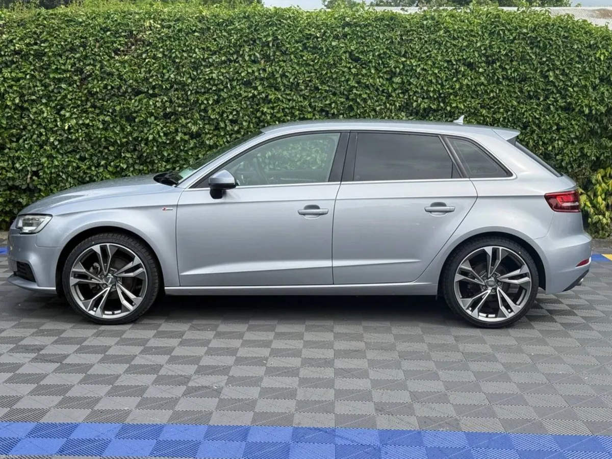 Audi A3 S-LINE PACK 1.4 TFSI AUTO // APPLE CARPLAY - Image 3