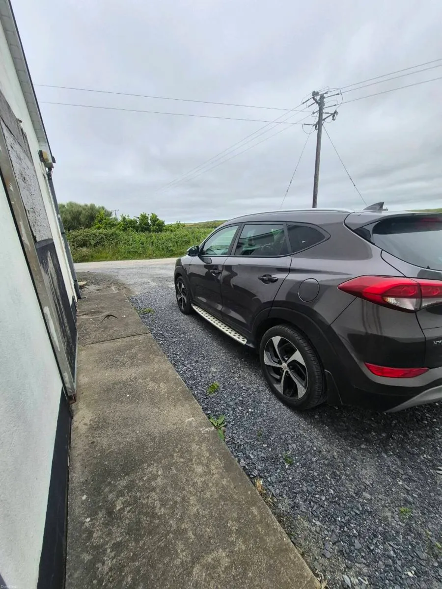 181 hyundai tucson - Image 2