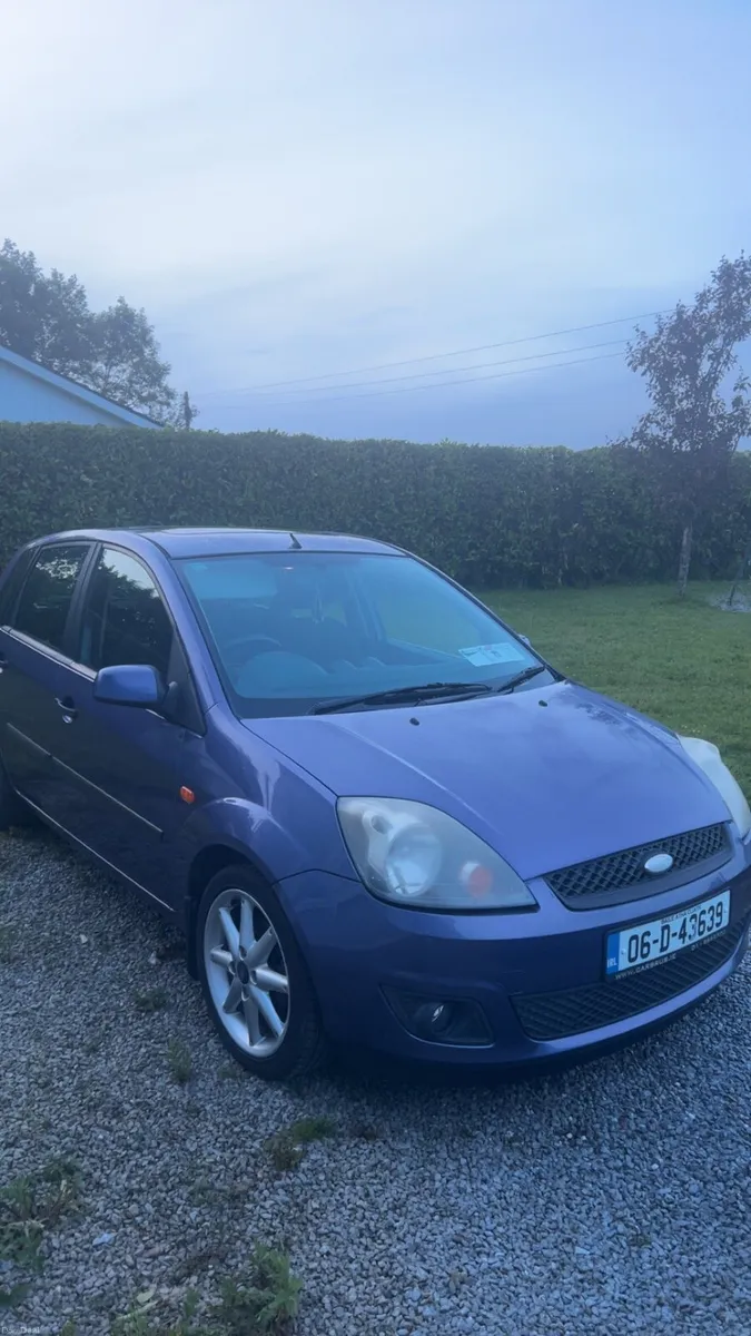 Ford Fiesta 1.2 petrol - Image 1