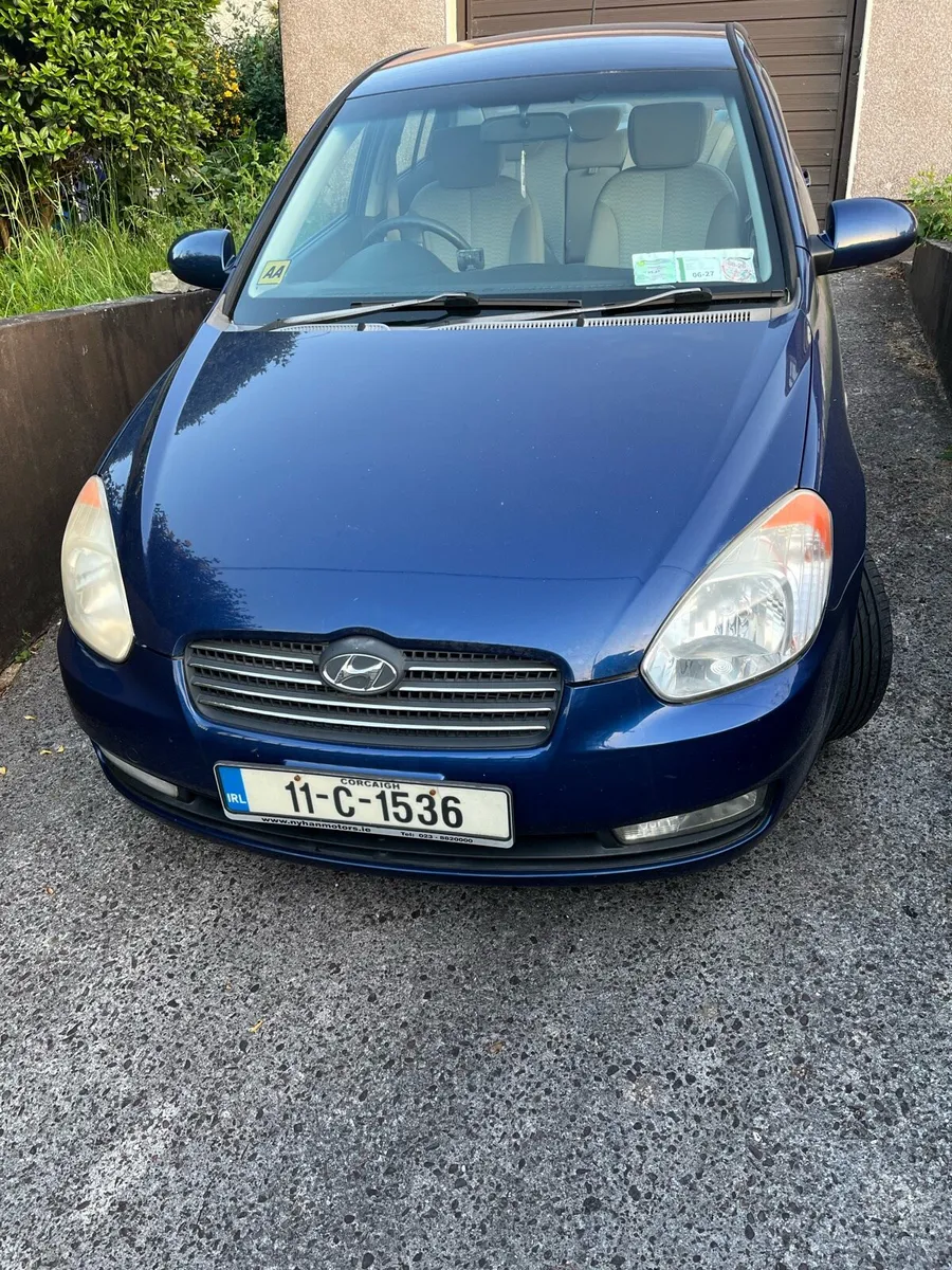 Hyundai Accent - Image 4