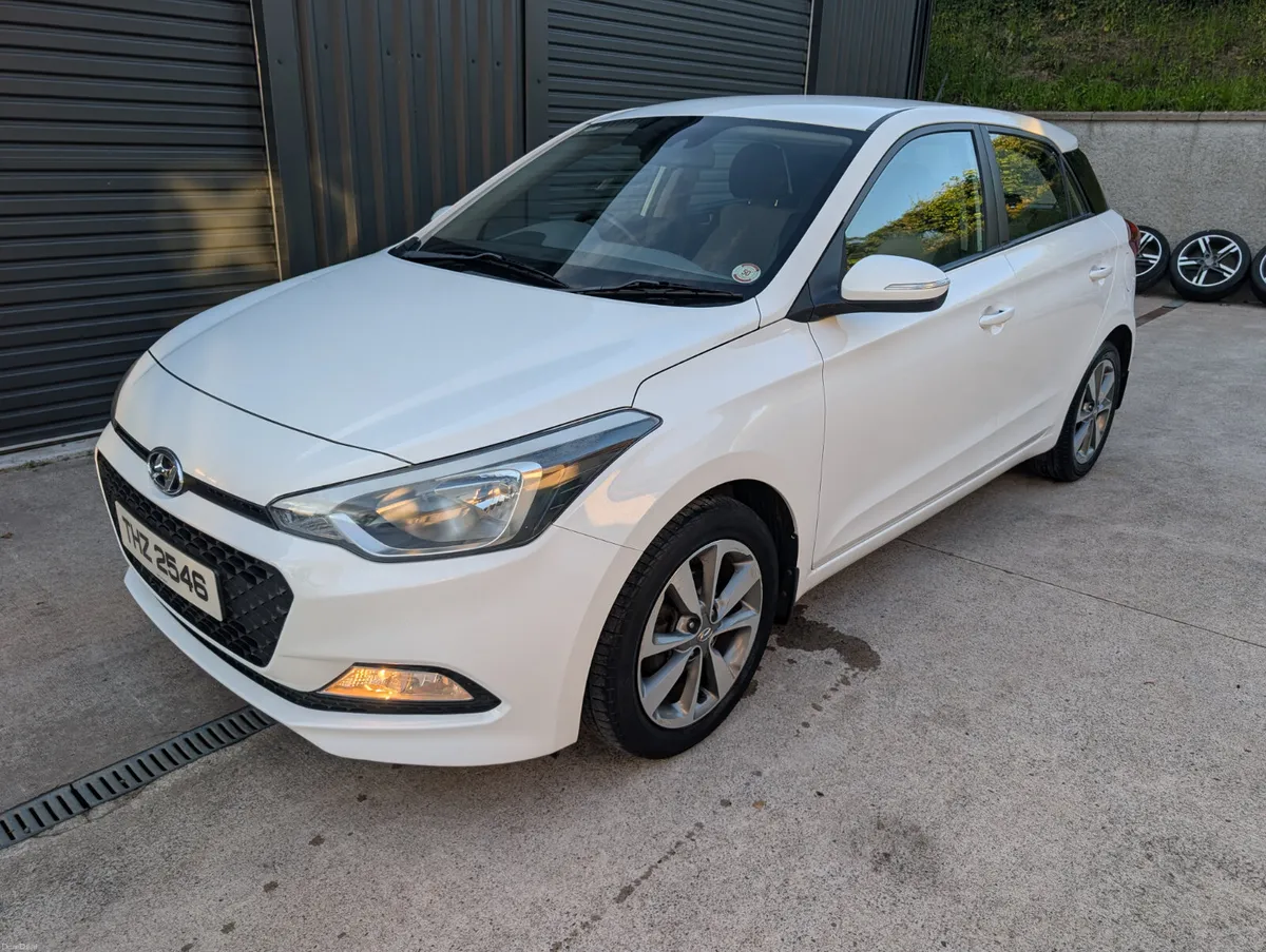 2015 Hyundai i20  1.2 SE - Image 3