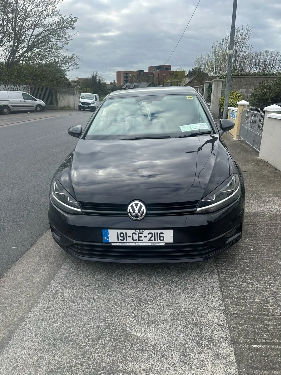 Volkswagen Golf - Image 2