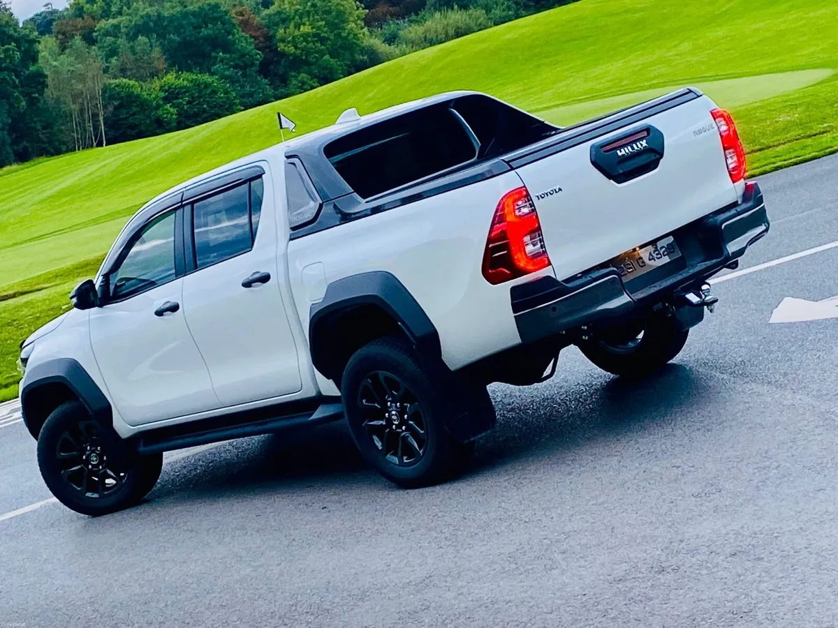 Toyota Hilux Rogue - Image 5