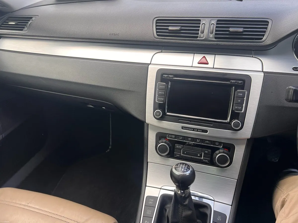 Cars - Image 6
