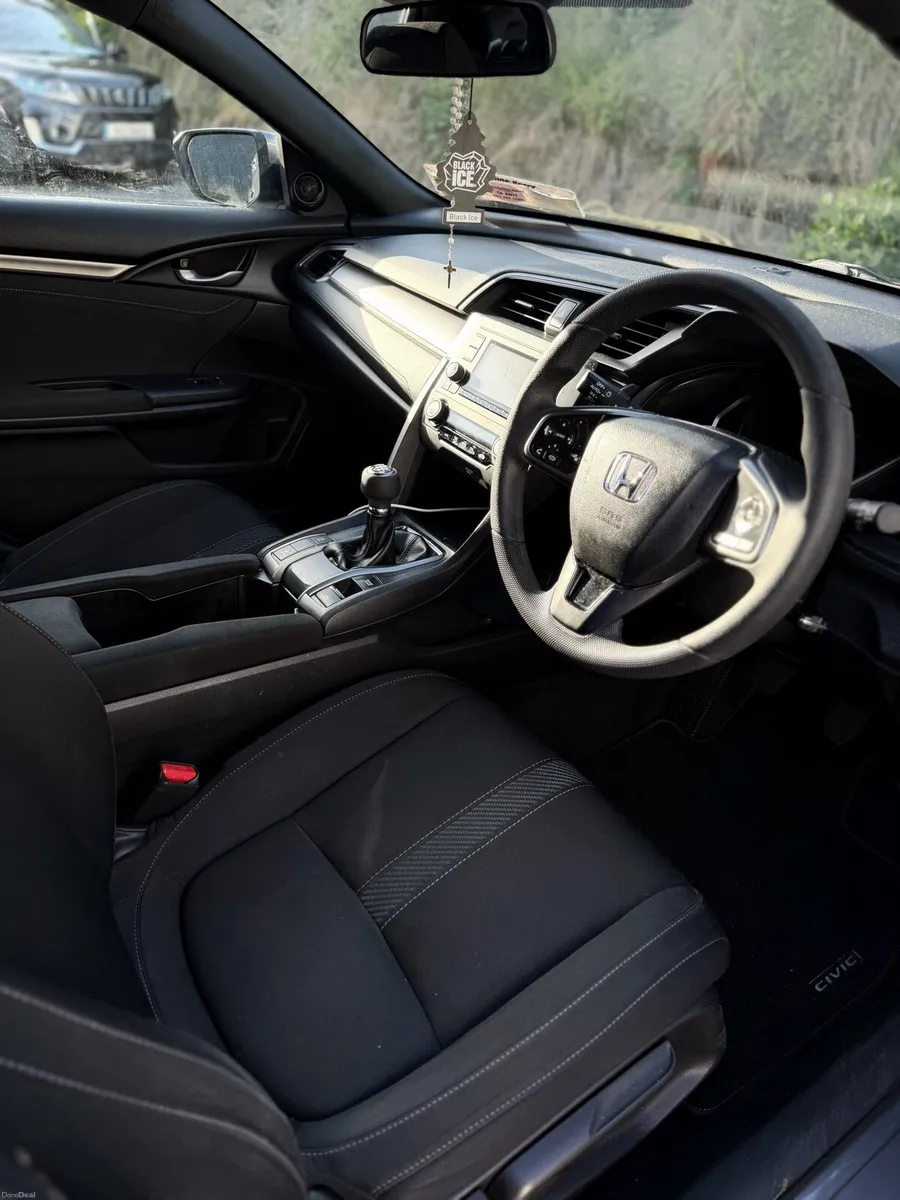 Honda Civic 1.6 i-DTEC Diesel - Image 3