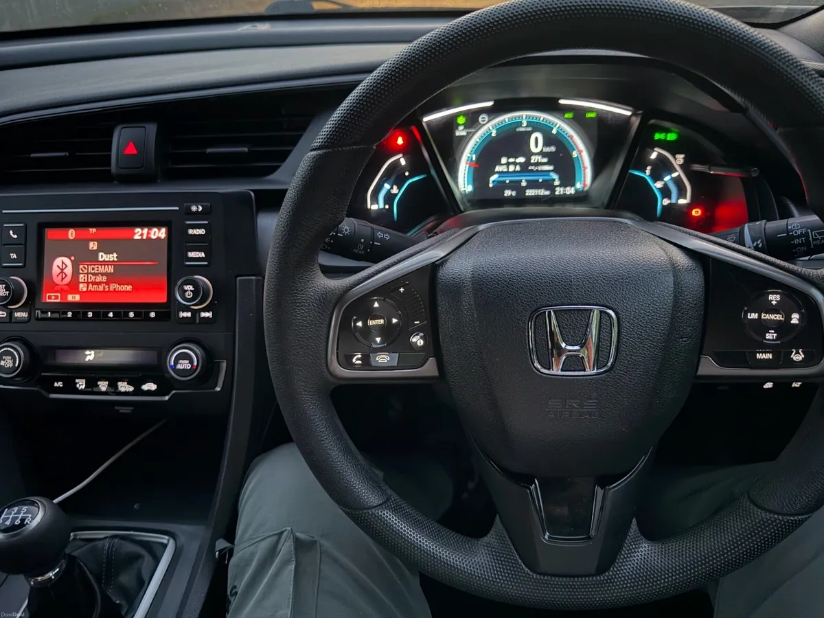 Honda Civic 1.6 i-DTEC Diesel - Image 4