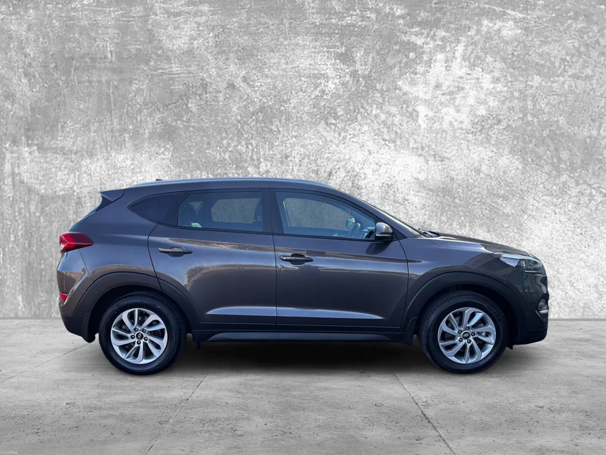 2016 HYUNDAI TUSCON EXECUTIVE 1.7 CRDI - Image 4