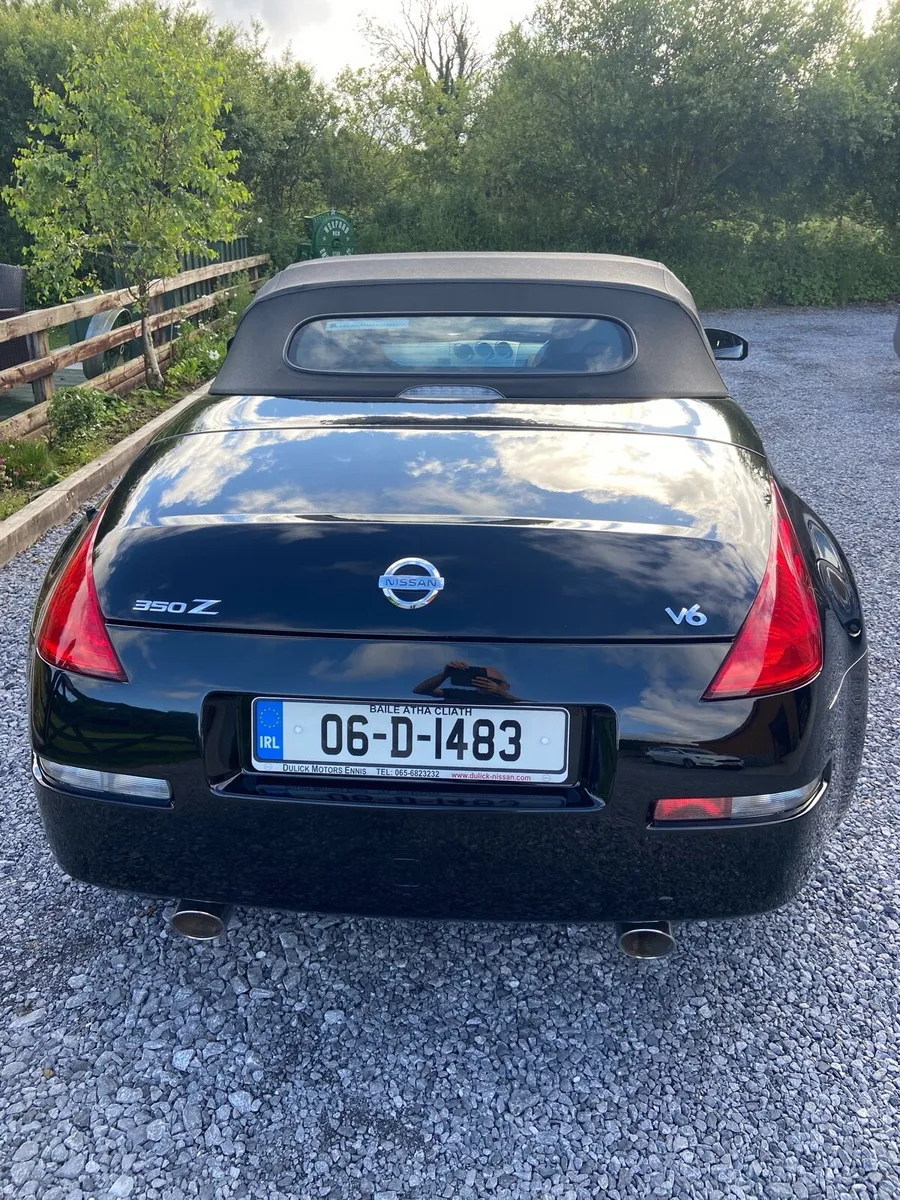 Nissan 350Z Roadster - Image 2