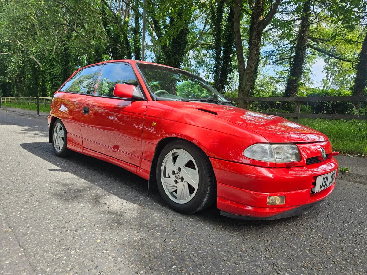 Vauxhall Astra 1992 - Image 4