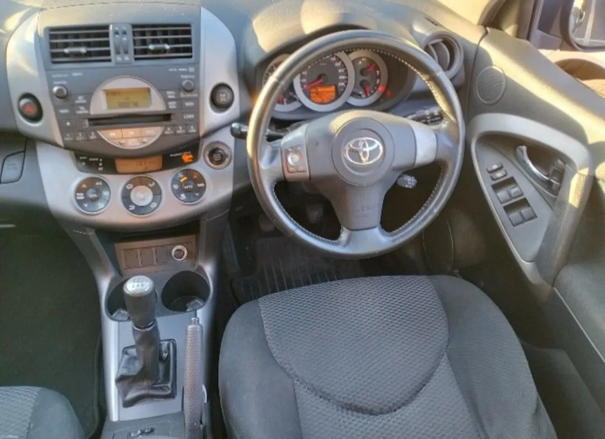 Toyota RAV4 Push Start 4 Wheel Drive - Image 3